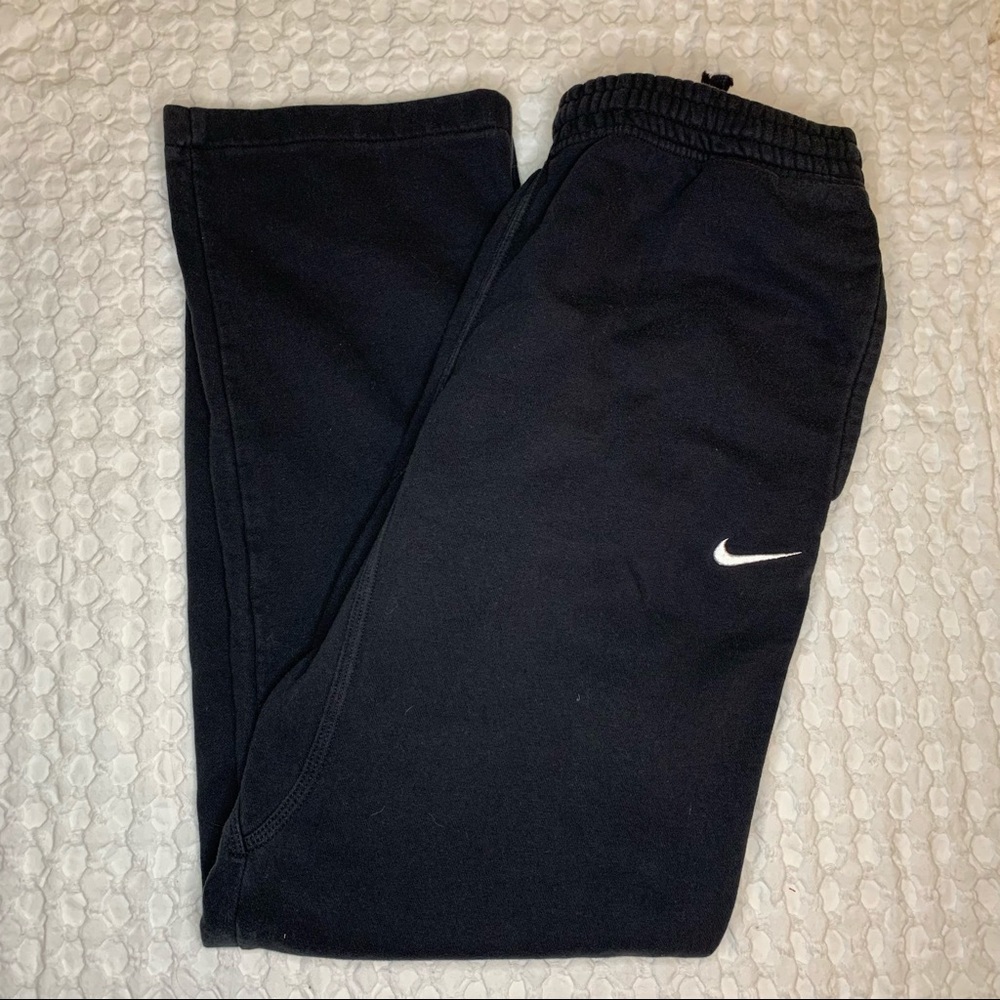 Woman’s Nike Sweatpants